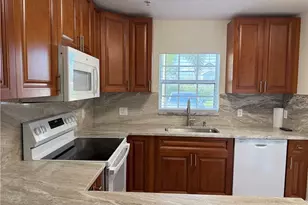 9051 Gervais Cir, Naples, FL 34120 - Photo 6