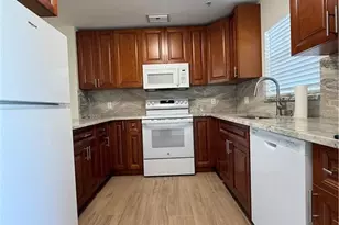 9051 Gervais Cir, Naples, FL 34120 - Photo 4