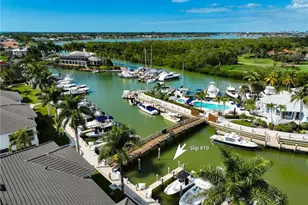 1777 Gulfstar Dr S, Naples, FL 34112 - Photo 2