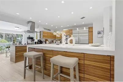 150 Logan Blvd N, Naples, FL 34119 - Photo 6
