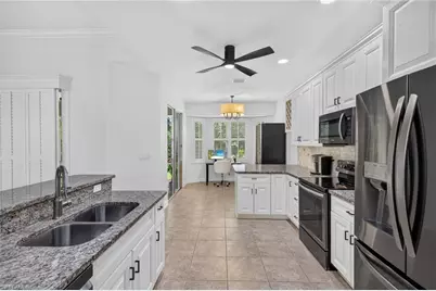 25020 Divot Dr, Bonita Springs, FL 34135 - Photo 12