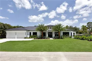 2200 11th St N, Naples, FL 34103 - Photo 2
