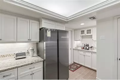 3951 Gulf Shore Blvd N #700, Naples, FL 34103 - Photo 10