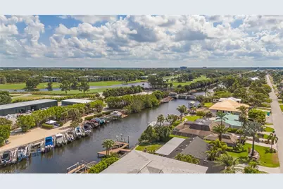 2656 River Reach Dr, Naples, FL 34104 - Photo 28