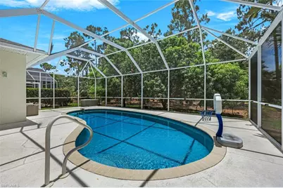 697 Crossfield Cir, Naples, FL 34104 - Photo 2