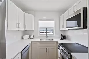 410 Broad Ave S, Naples, FL 34102 - Photo 2