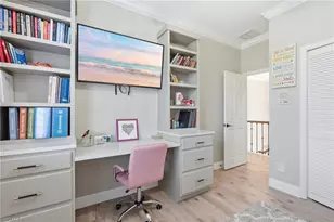 308 Wentworth Ct, Naples, FL 34104 - Photo 26