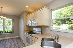 402 Emerald Bay Cir, Naples, FL 34110 - Photo 14