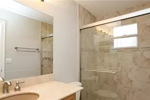402 Emerald Bay Cir, Naples, FL 34110 - Photo 36