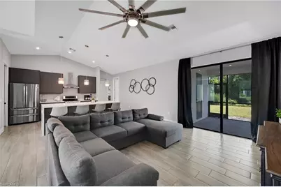 4618 Catalina Ln, Bonita Springs, FL 34134 - Photo 2