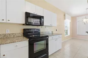 295 Stanhope Cir, Naples, FL 34104 - Photo 20