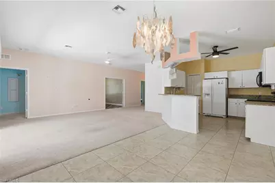 295 Stanhope Cir, Naples, FL 34104 - Photo 10