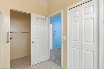 295 Stanhope Cir, Naples, FL 34104 - Photo 24