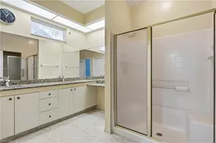 295 Stanhope Cir, Naples, FL 34104 - Photo 26