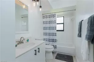 512 SE 33rd Terrace, Cape Coral, FL 33904 - Photo 22