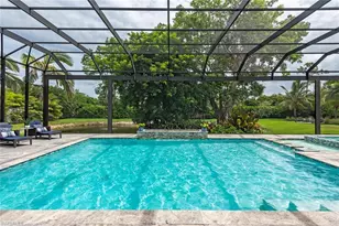 179 Mahogany Dr, Naples, FL 34108 - Photo 2
