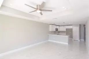 2642 Gretchen Ave S, Lehigh Acres, FL 33973 - Photo 2