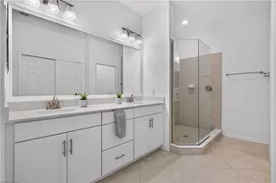 12051 Santaluz Dr, Fort Myers, FL 33913 - Photo 16