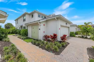4563 Arboretum Cir, Naples, FL 34112 - Photo 2