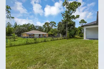 4965/4967 Leonard Blvd S, Lehigh Acres, FL 33973 - Photo 20