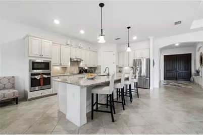 28086 Kerry Ct, Bonita Springs, FL 34135 - Photo 8