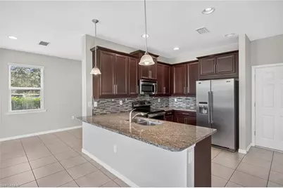 4078 Wilmont Pl, Fort Myers, FL 33916 - Photo 8