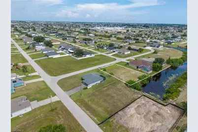 420 NW 23rd Ave, Cape Coral, FL 33993 - Photo 12