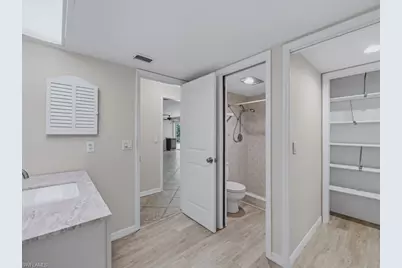667 Park Shore Dr, Naples, FL 34103 - Photo 18