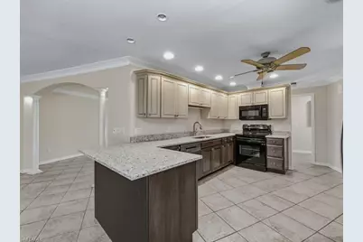 667 Park Shore Dr, Naples, FL 34103 - Photo 20