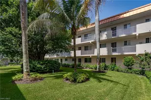 1100 Gulf Shore Blvd N, Naples, FL 34102 - Photo 26