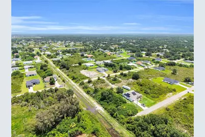 2714 63rd St W, Lehigh Acres, FL 33971 - Photo 12