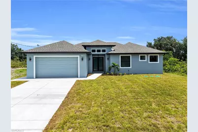 2714 63rd St W, Lehigh Acres, FL 33971 - Photo 2
