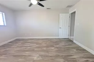 13147 Hampshire Ct, Fort Myers, FL 33919 - Photo 16