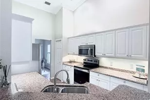 5640 Northboro Dr, Naples, FL 34110 - Photo 8