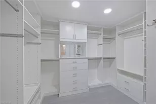 13665 Vanderbilt Dr, Naples, FL 34110 - Photo 22