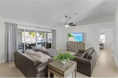 601 SE 30th St, Cape Coral, FL 33904 - Photo 8