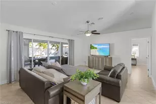 601 SE 30th St, Cape Coral, FL 33904 - Photo 8