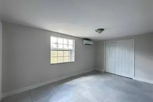 2240 Estey Ave, Naples, FL 34104 - Photo 6