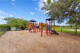 3259 Potomac Ct, Naples, FL 34120 - Photo 40