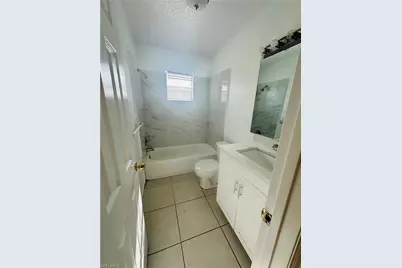 1215 S Alhambra Cir #B, Naples, FL 34103 - Photo 8
