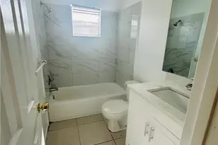 1215 S Alhambra Cir, Naples, FL 34103 - Photo 8