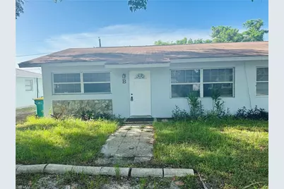 1215 S Alhambra Cir #B, Naples, FL 34103 - Photo 2