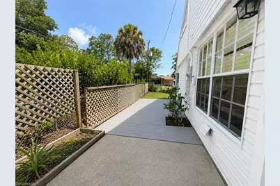 4210 Cindy Ave, Naples, FL 34112 - Photo 4