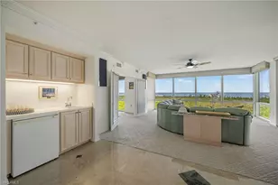7515 Pelican Bay Blvd, Naples, FL 34108 - Photo 16