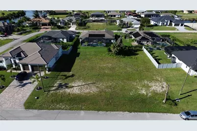 3437 NW 18th St, Cape Coral, FL 33993 - Photo 2