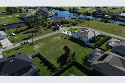 3437 NW 18th St, Cape Coral, FL 33993 - Photo 6