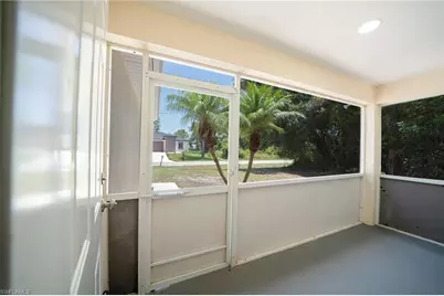 4733 29th St SW, Lehigh Acres, FL 33973 - Photo 4