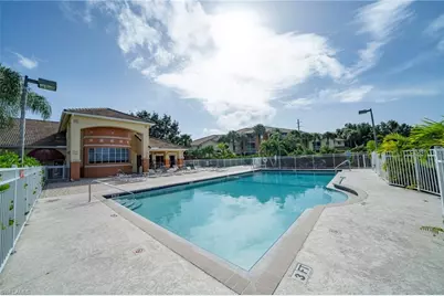 6400 Aragon Way #303, Fort Myers, FL 33966 - Photo 2