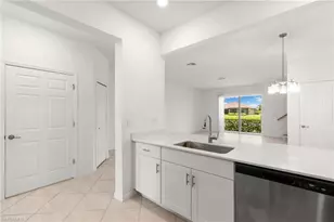 2878 Blossom Wy, Naples, FL 34120 - Photo 4