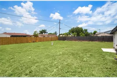 4500 30th Pl SW, Naples, FL 34116 - Photo 4